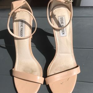 Steve Madden heel